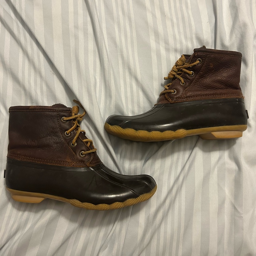 Sperry Brown and Black Winter Boots
